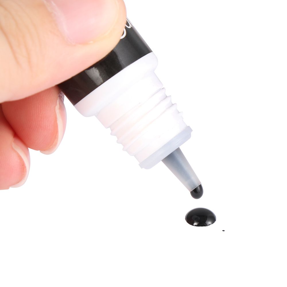 Colla per Extension Ciglia di  - Eyelash Extension Eye Irritation recensione e prezzo